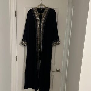 Elegant Black Embroidered Women's Robe